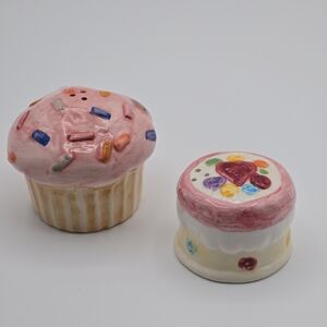 Vintage Funfetti Sprinkle Cupcake Pink Frosting Cake Salt & Pepper Shaker Set